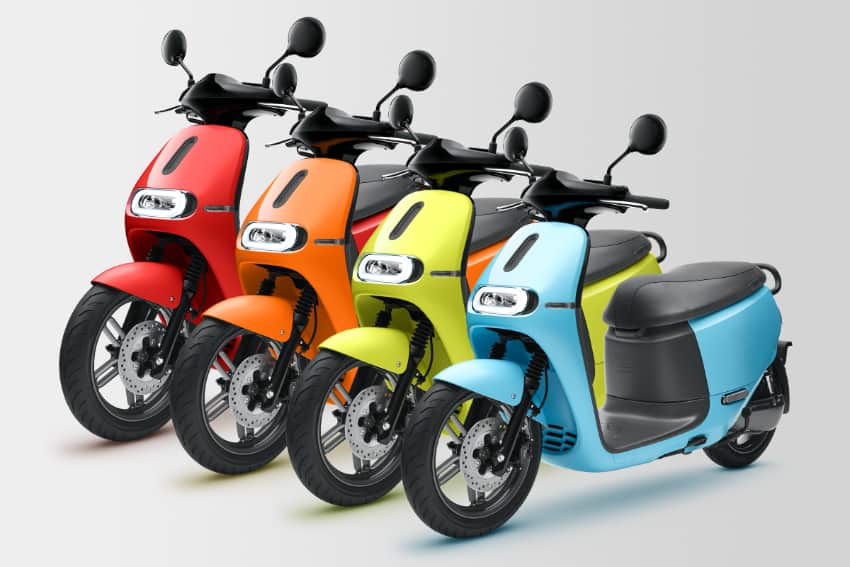 Best Electric Motorcycles in the World - Gogoro Smartscooter 2